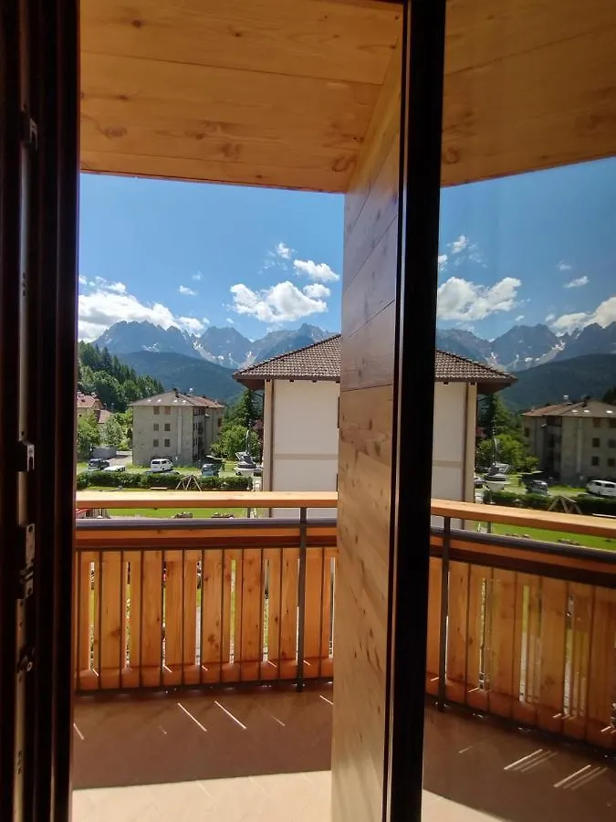 Hotel Da Marco Vigo di Cadore 3*,  Italy
