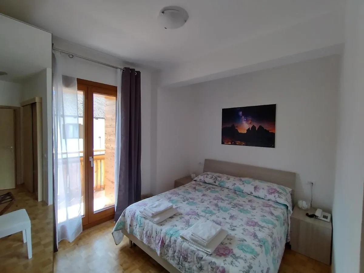 Hotel Da Marco Vigo di Cadore 3*,  Italy
